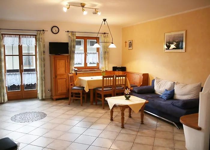 Schellenberger Hof Vendégház 3*